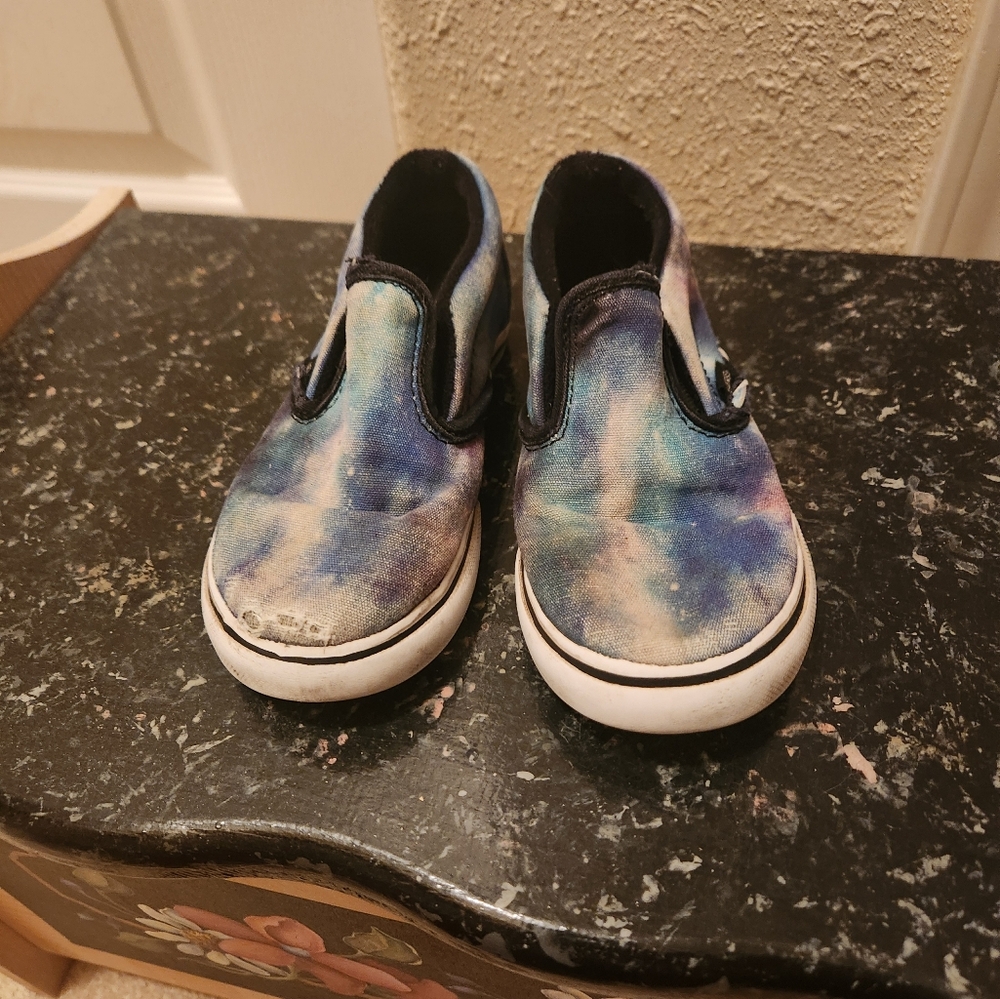 Little Girl (or Boy) Vans size 10